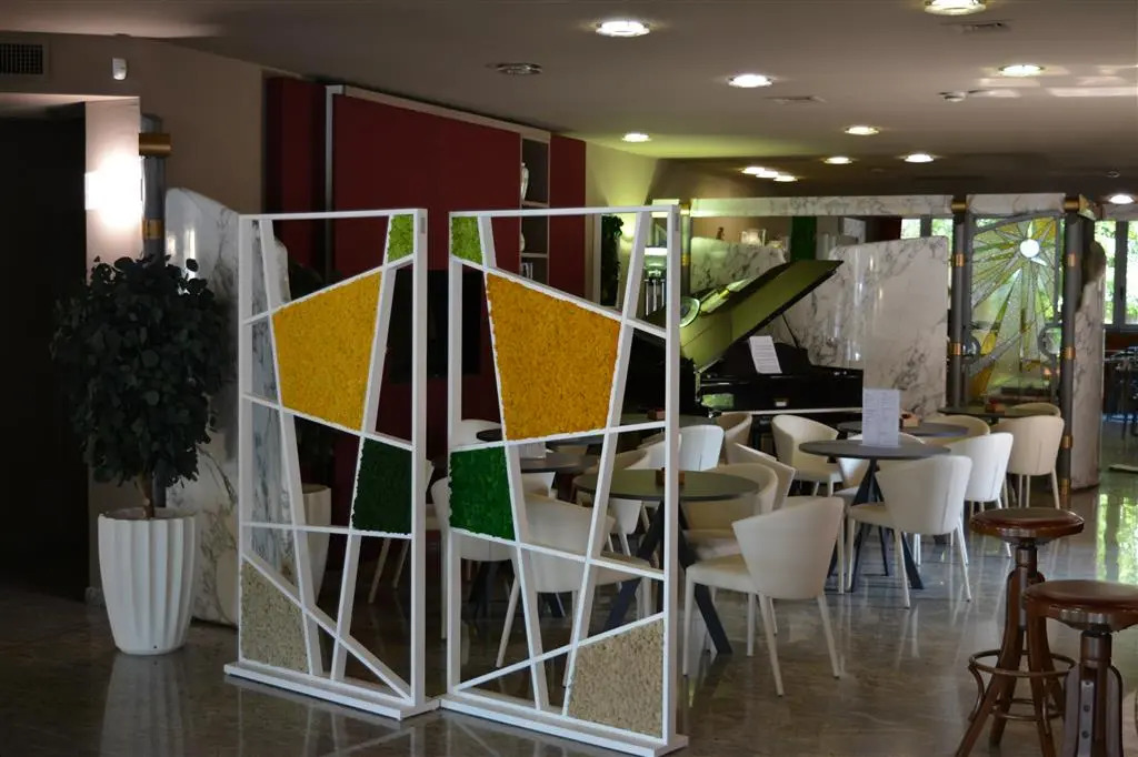 Hotel Sunflower