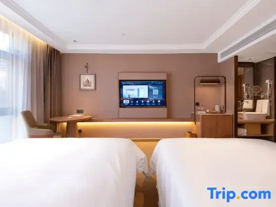 Vienna Hotel (Jubao Road, Zhidan County)