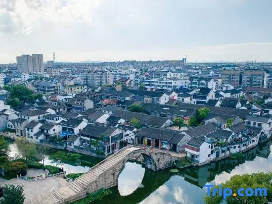 Suzhou Huajianyi&Huacangyi Resorts  Pingwang
