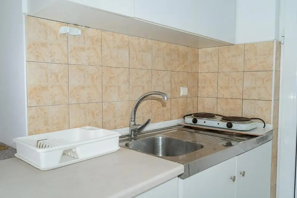 Annas Studios & Apartments
