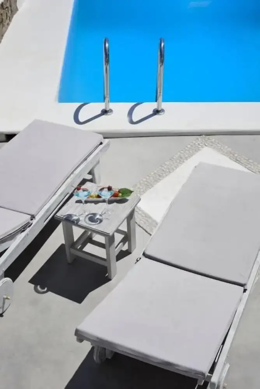 Fulfill your Holiday Dreams at Mikonos