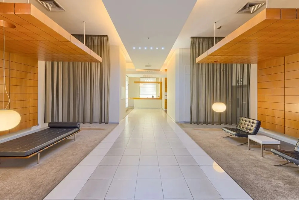 #1101 Cartwright - Chic Downtown Apartment