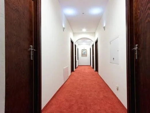 Hotel-24