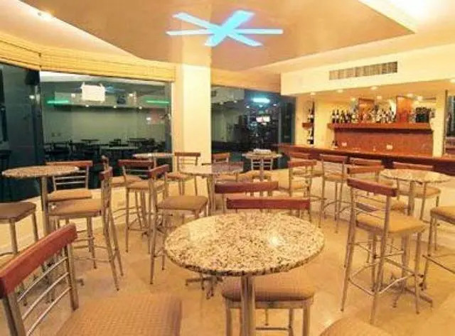 Hotel Nido Inn