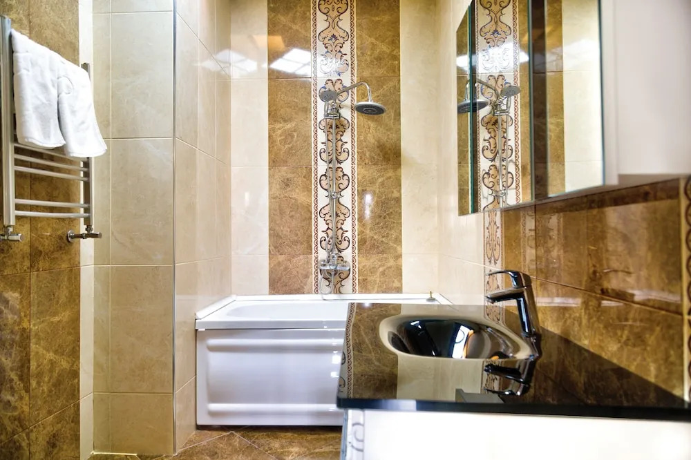 Twin Castle Boutique Hotel