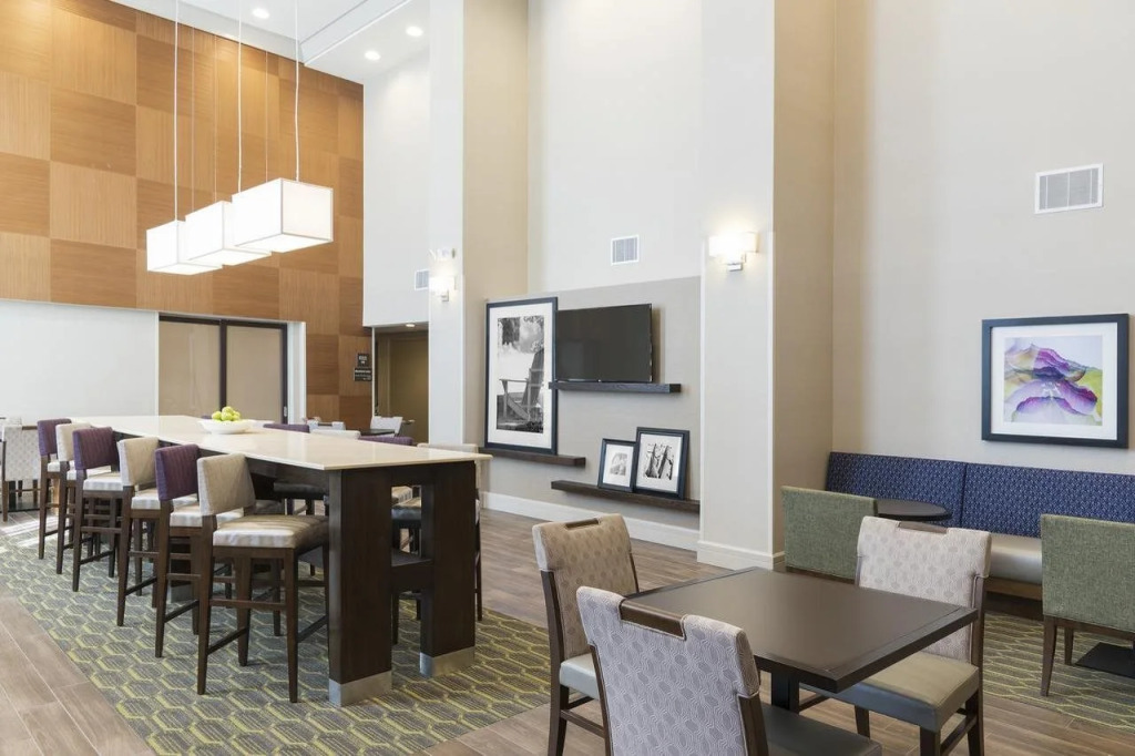 Hampton Inn & Suites Manchester, TN