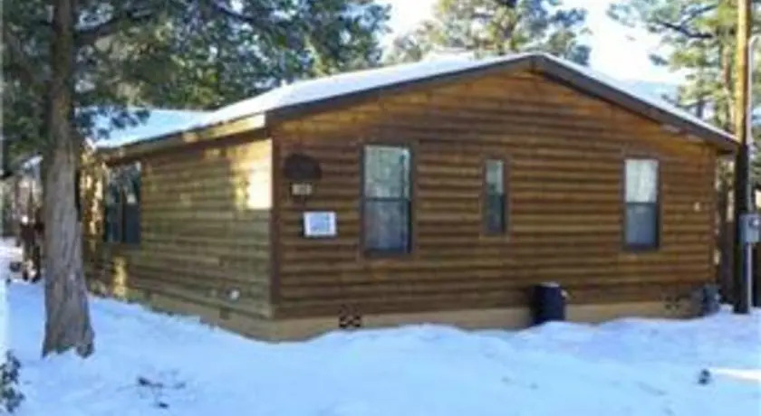 RedAwning Mountain Escape
