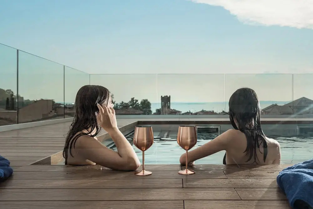 WANDERLUST HOTEL & APARTMENTS - SUITE & SPA - Bardolino, Lago di Garda - Verona