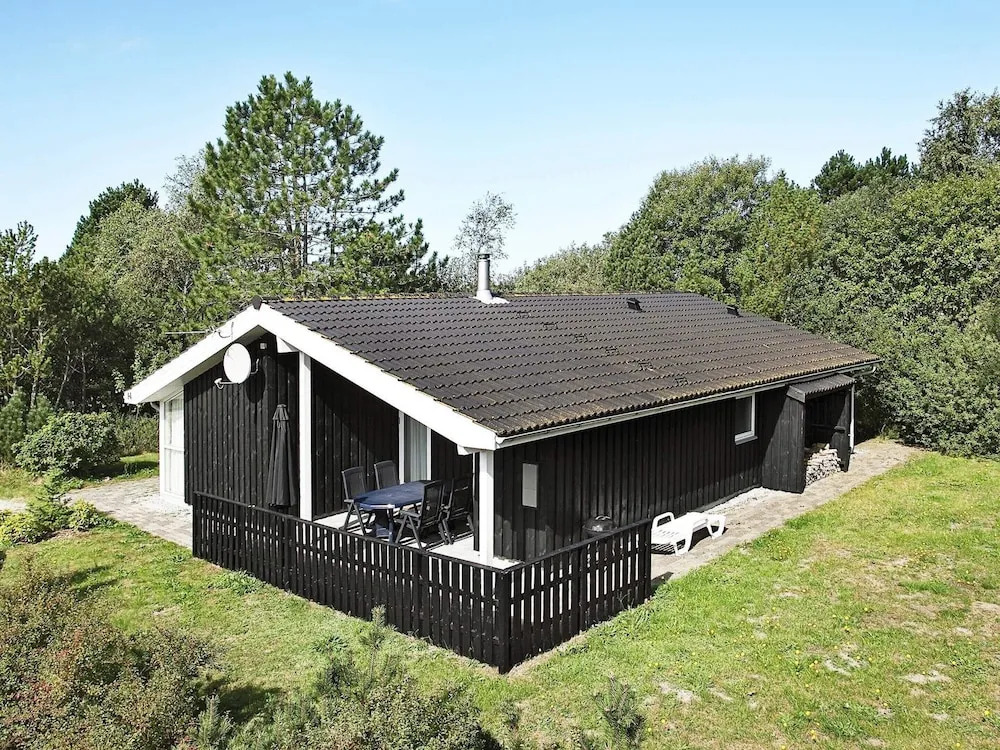 4 Star Holiday Home in Albaek