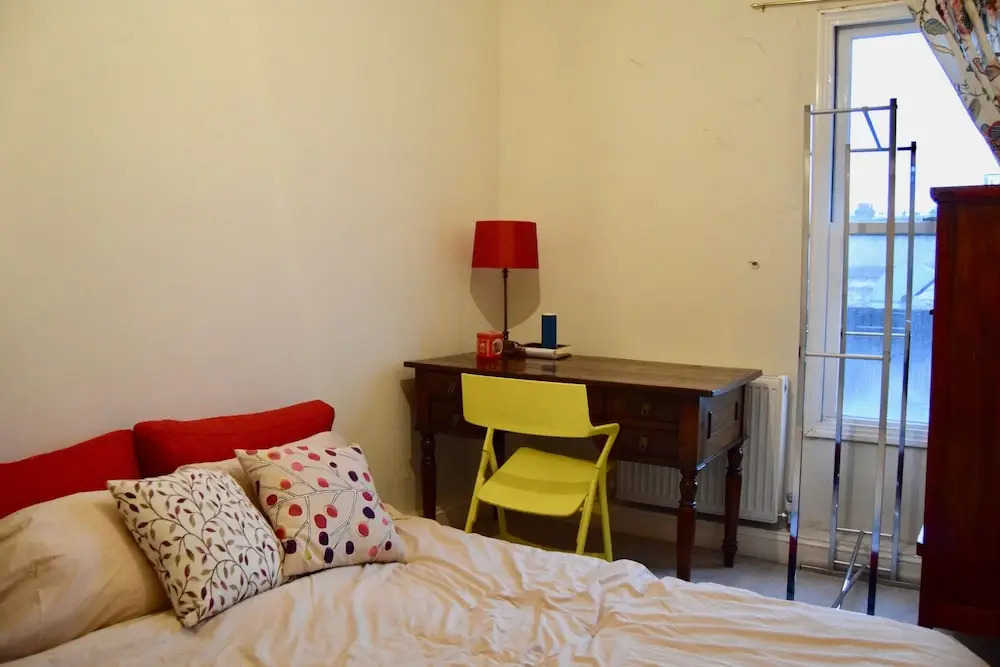 Stylish 2 Bedroom Flat In Putney