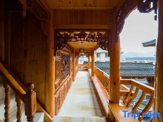 Yishanlou · Wanfeng Hidden Stay · Hui-style Design Vacation Apartment (Xingyi Wanfenglin)
