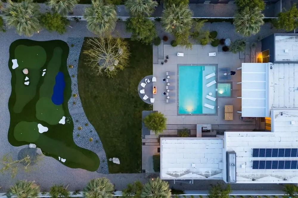 Polo Villa 1 by Avantstay Features Expansive Putting Green Pool Spa Outdoor Firepit 260-322 5 Bedrooms