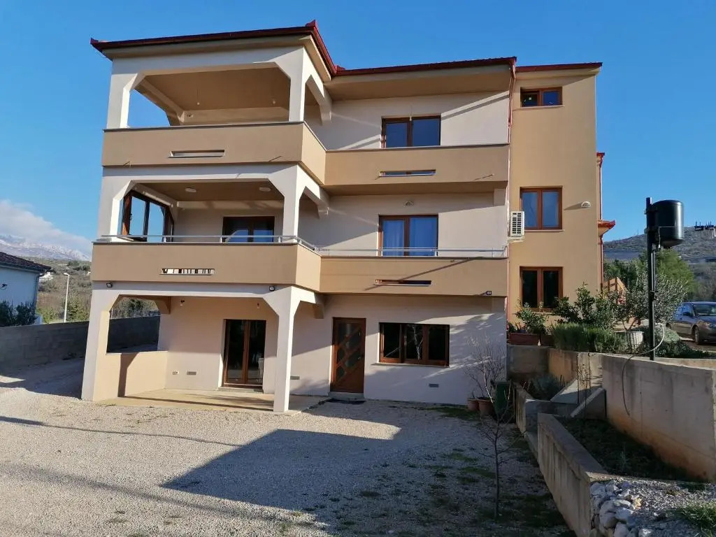 Holiday house Rončević 50m from sea A1