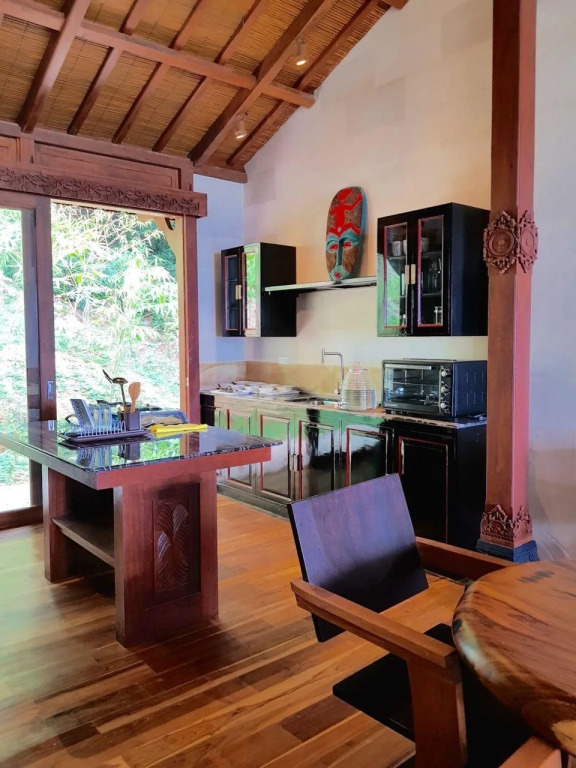Karuna El Nido Villas