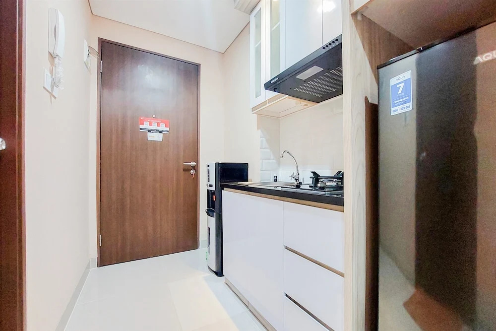 Cozy Living Studio At Transpark Bintaro Apartment