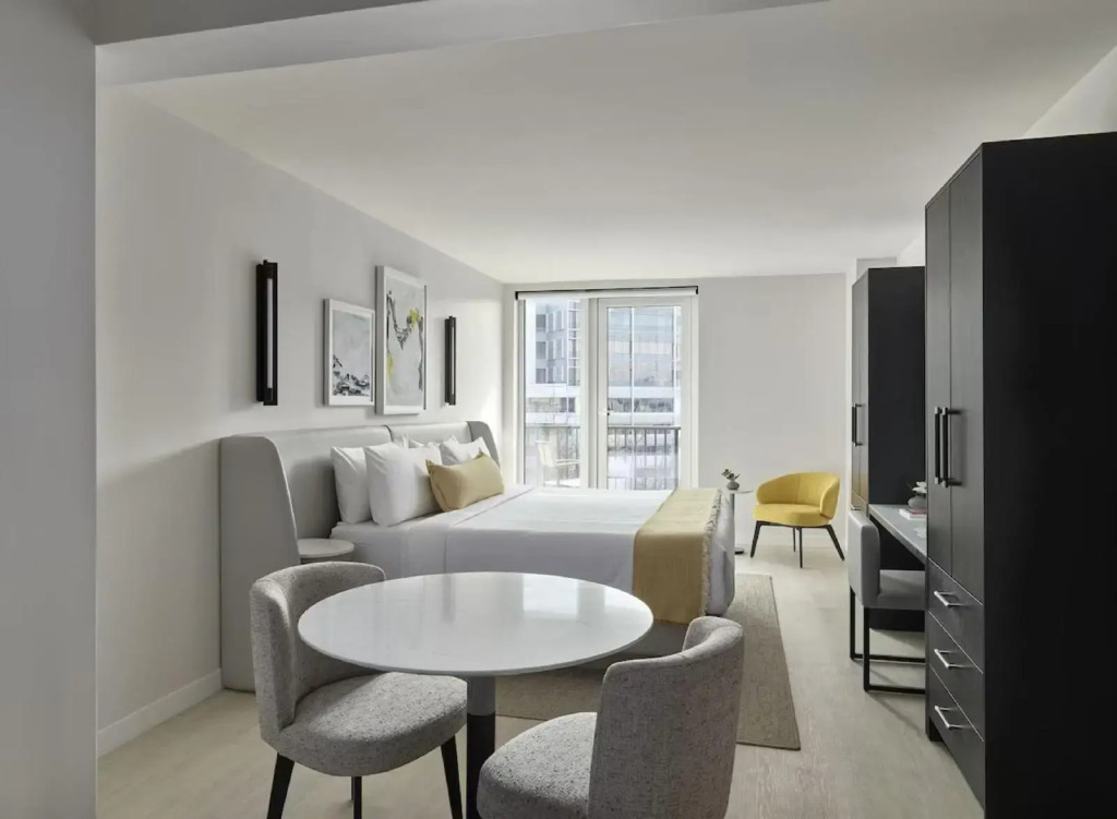 Отель One Washington Circle DC, Tapestry Collection by Hilton