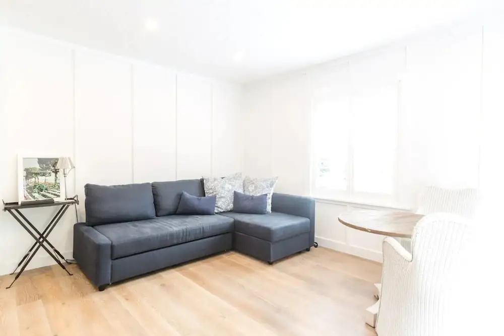 Stunning and Modern 4 Bedroom Townhouse Near Kohi Beach