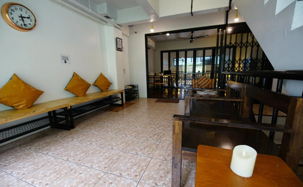 Sleep Owl Hostel