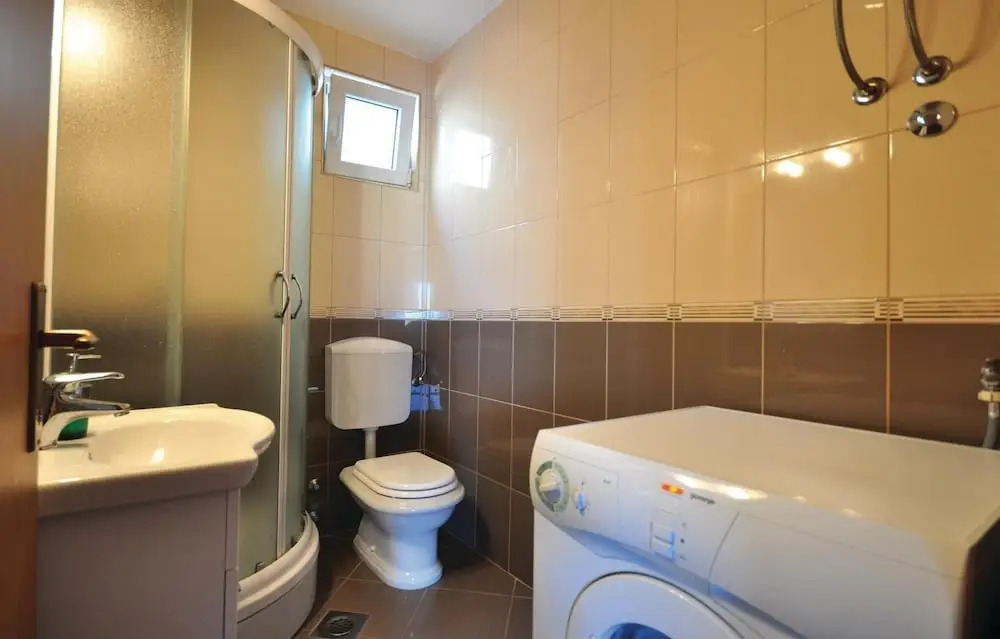 Awesome Home in Pisak With Wifi and 1 Bedrooms