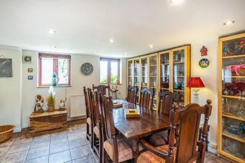 Ash Barn