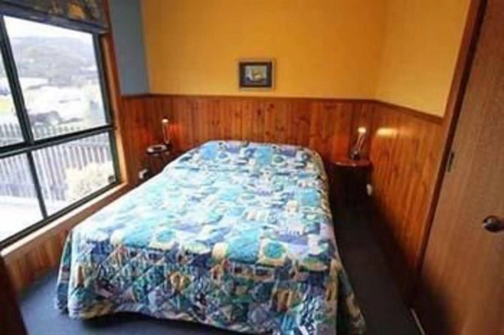 Bicheno Beach House