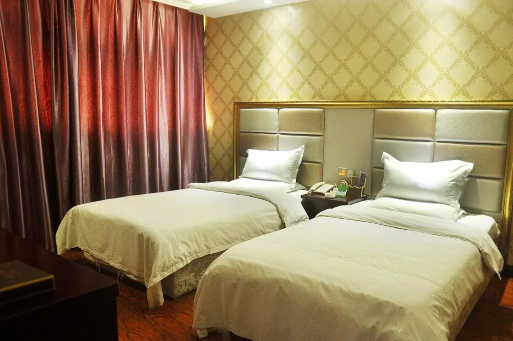 Yufujiang Fashion Business Hotel