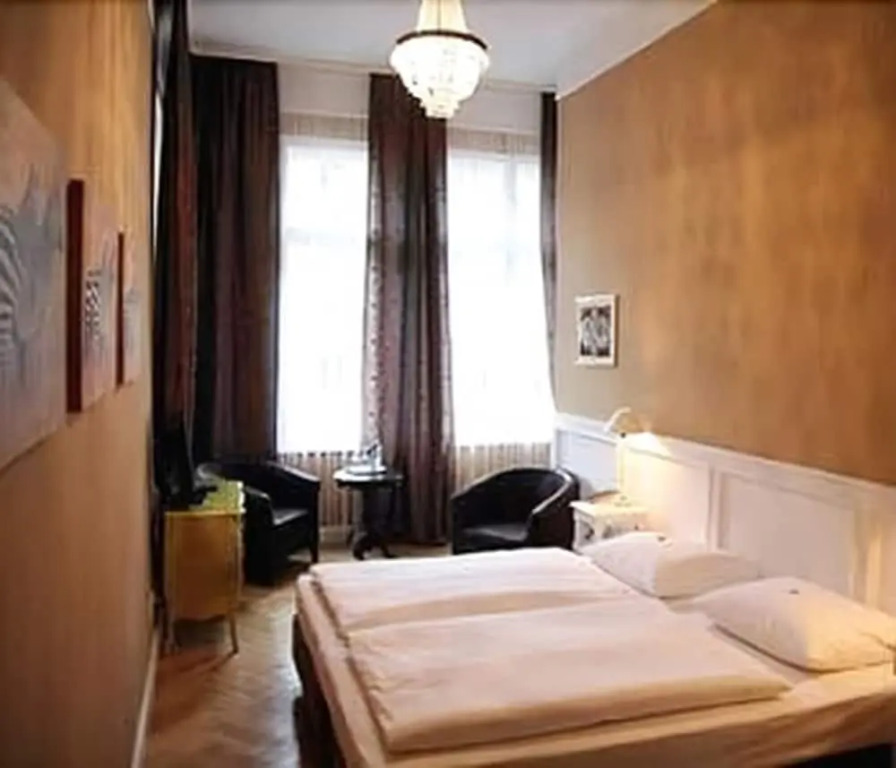 Hotel-Maison Am Olivaer Platz