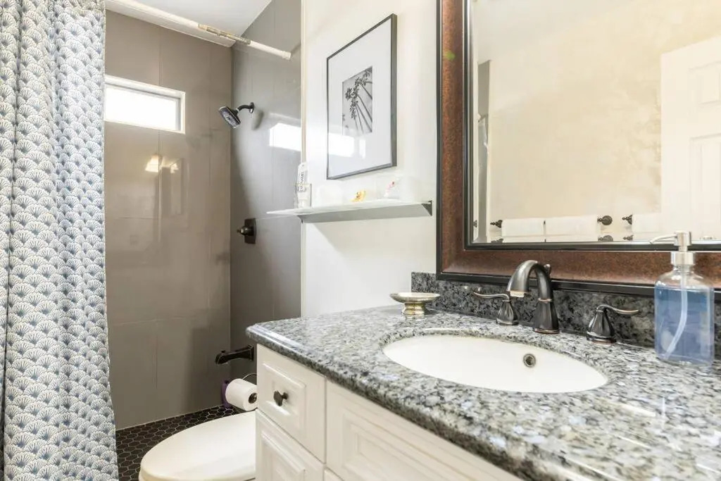 NEW 4Bd3Ba• 13mi Disney•Poker Room•BBQ•EV Car