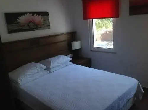 Michelles Suites