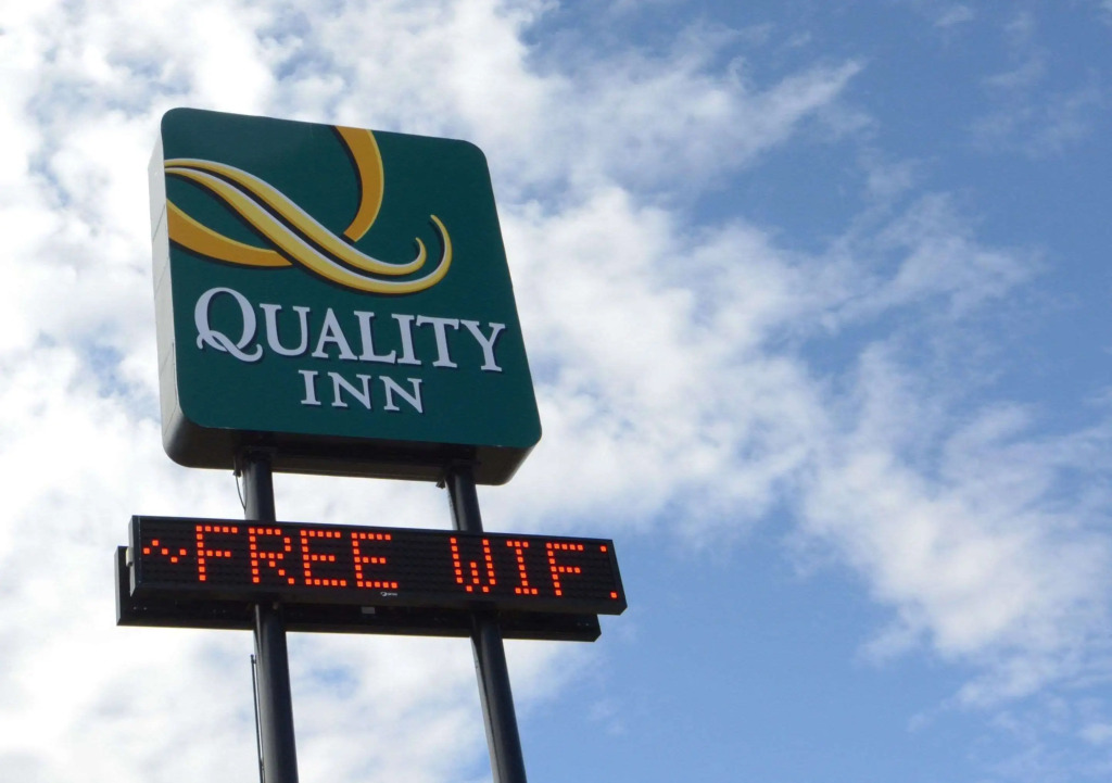 Quality Inn Plainview