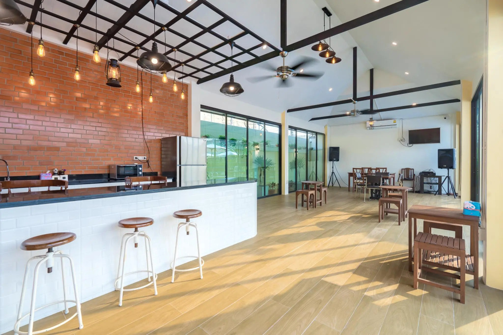Suphan Lake Hometel