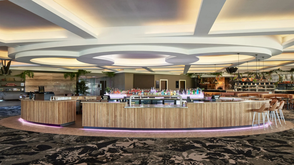 Holiday Inn Warwick Farm by IHG