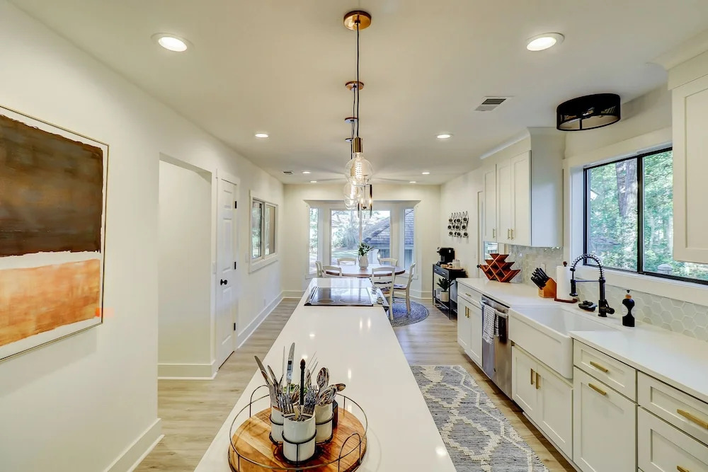 49 Governors - 3 Br Home