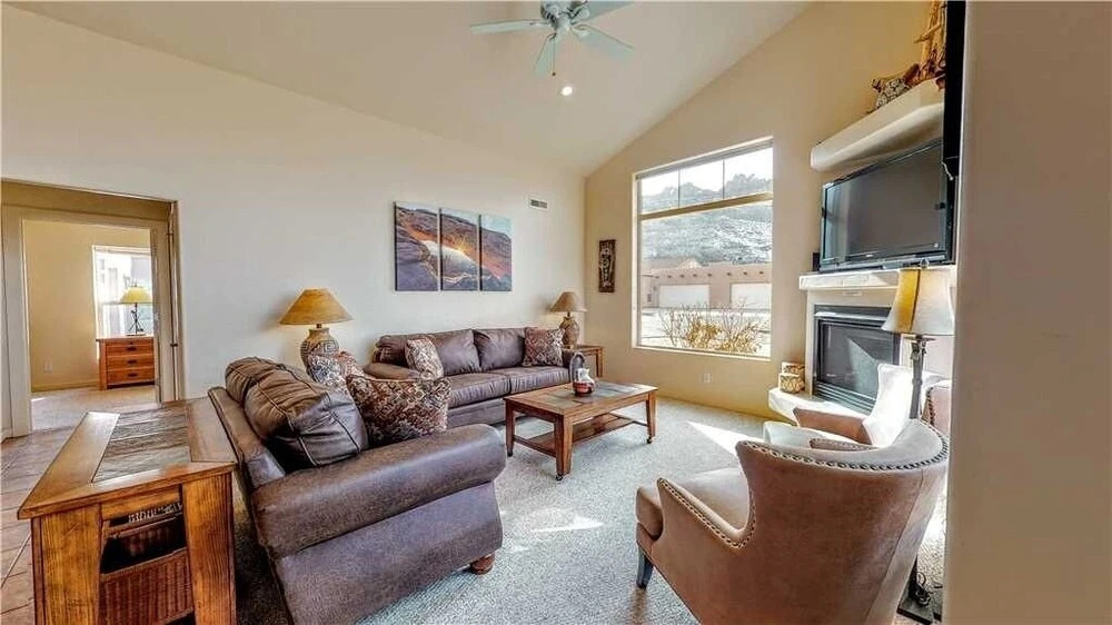 Roberts Roost ~ W4 3 Bedroom Condo