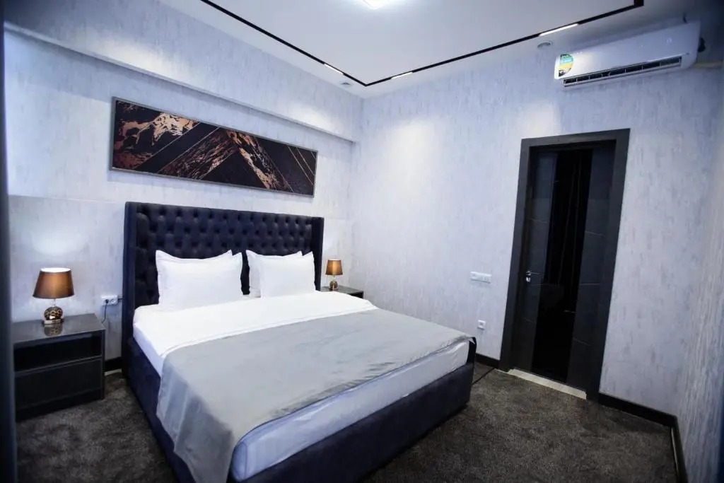 Oqsaroy Hotel
