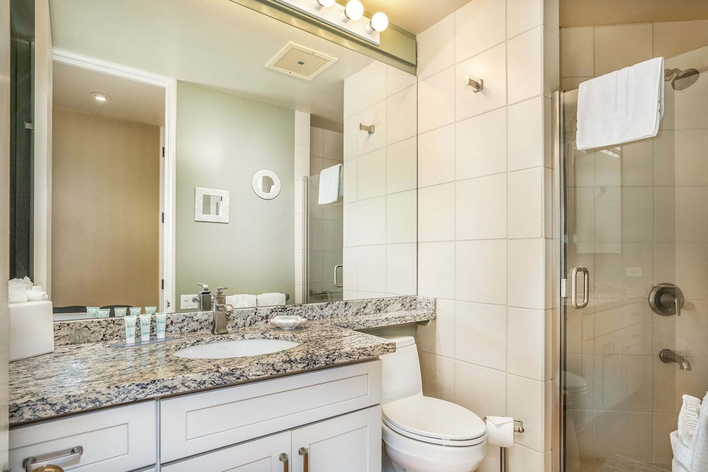 Palms at Wailea 101 - 2BR Garden View Condo w/ A/C in Bedrooms & Spacious Lanais