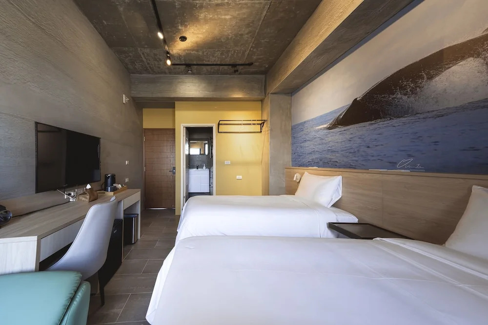 Deep Blue 23 B&B