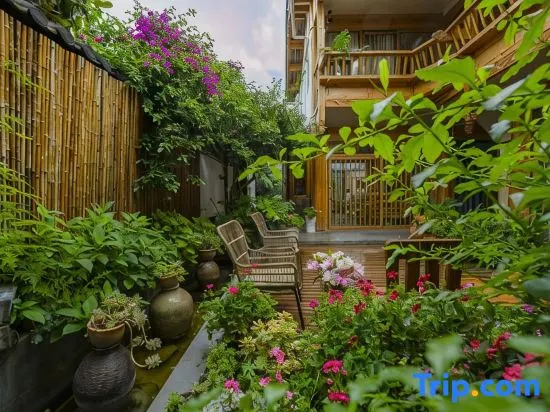 Lijiang Blooming Flowers·Garden Designer Homestay