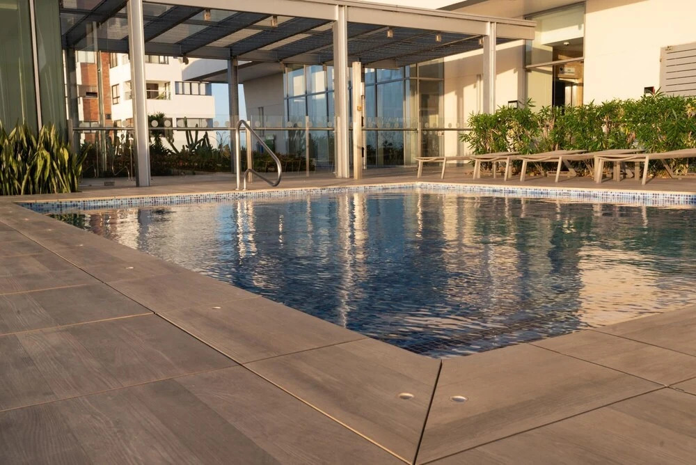 Luxe 1BR Apt With Amazing Water and City Views 2801