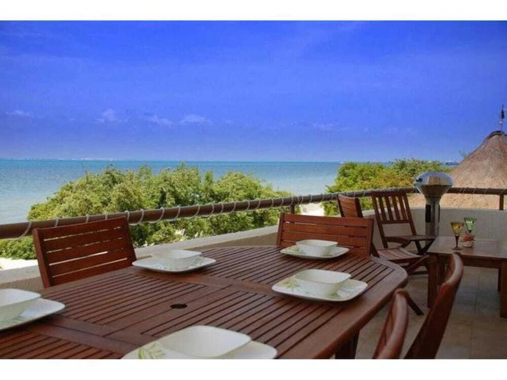 Isla Mujeres Style Spacious Oceanfront 3bd 2bth Villa Private Beach Outdoor Pool TOP AMENITIES