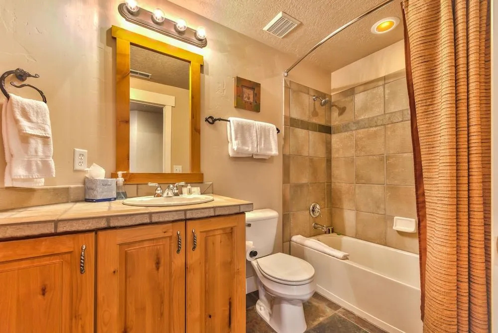 Park City Town Pointe Treasure - 3 Br Condo