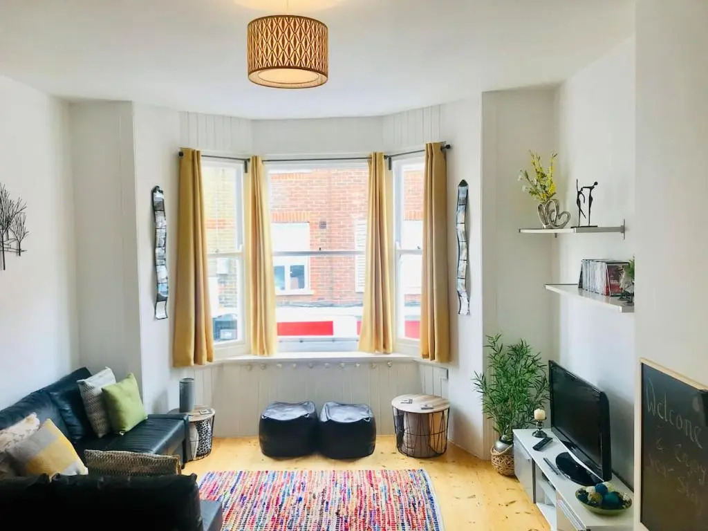 PJ's Central Ventnor Holiday Apartment