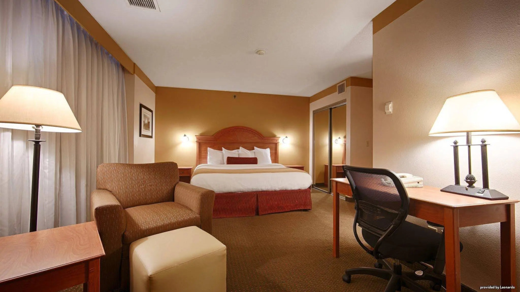 Best Western Plus Como Park Hotel