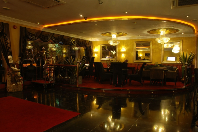 Pestana Gardens