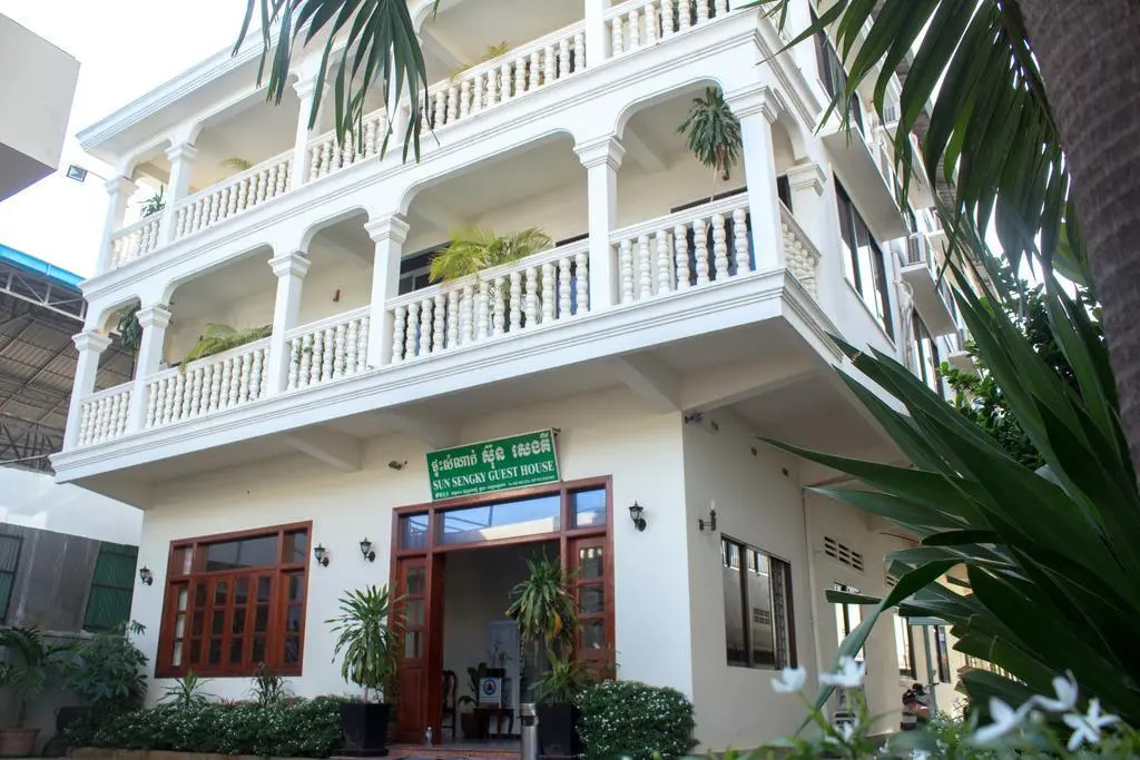 Sun Sengky Guesthouse