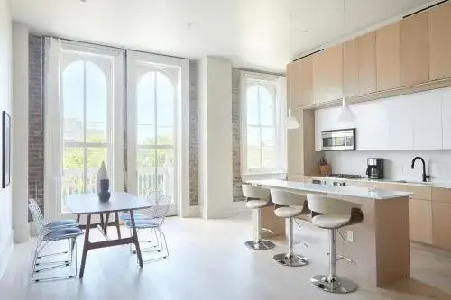 Sonder Gravier Place Apartments Medical