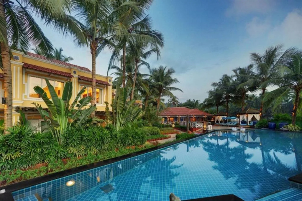Mayfair Hideaway Spa Resort