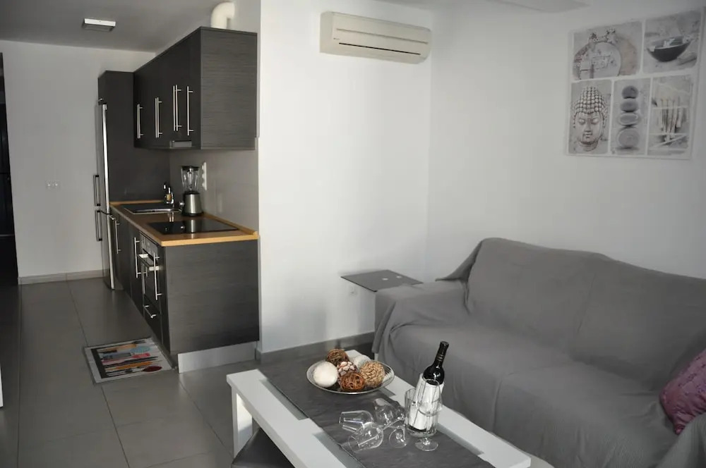 Mari House