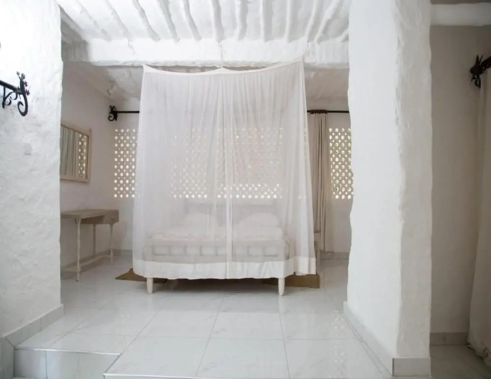 Shimoni Reef Lodge