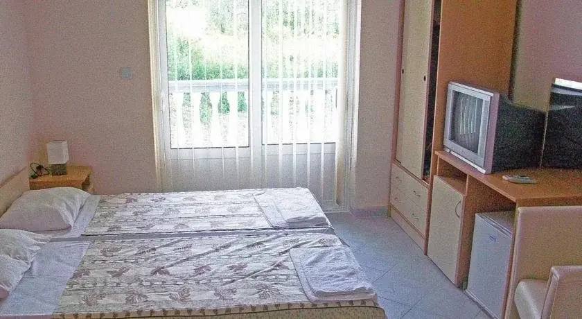 Sars Apartments